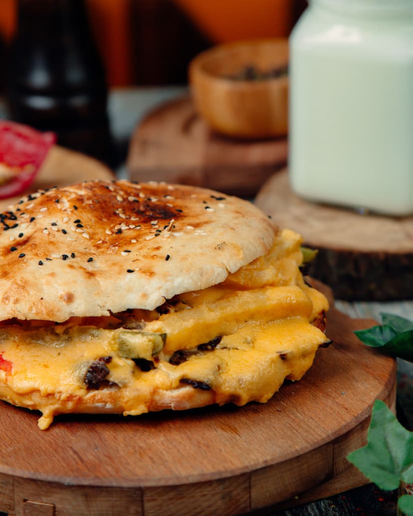 cheeseburger-with-lots-melted-cheese.jpg