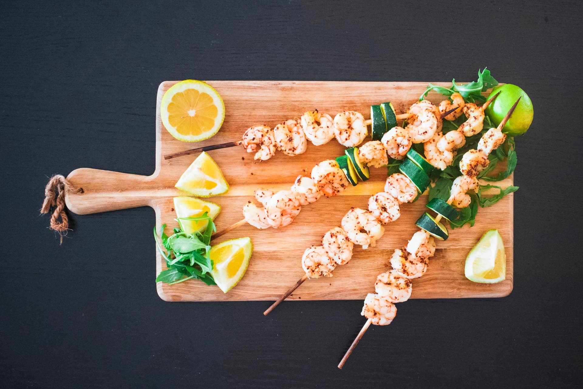 seafood-shish-kebabs-served-with-citrus-fruits.jpg